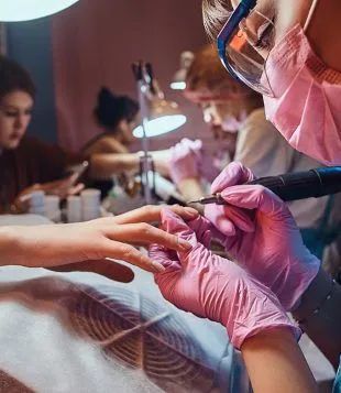 ? VAGA PARA NAIL DESIGNER! ?<br>