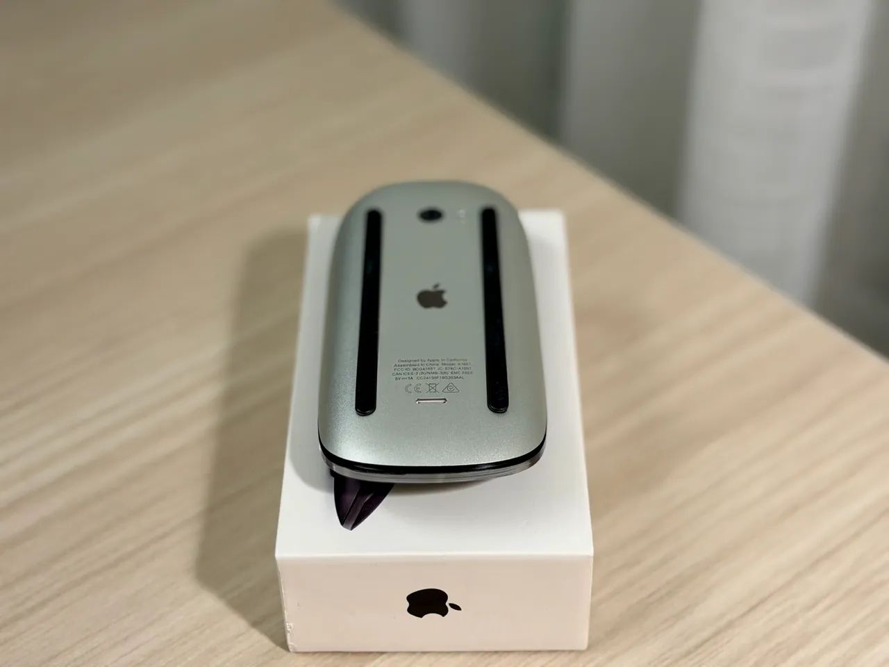 Magic Mouse Preto Lightning - Seminovo - Foto 4