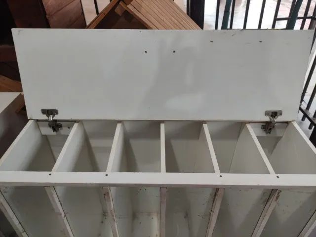 Dispenser para ração usado ( 3 peças) R$ 500,00