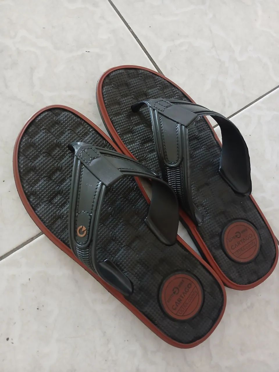 Chinelo 40/41 - Foto 2