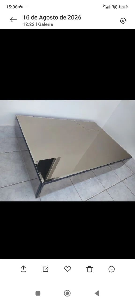 Mesa de centro espelhada