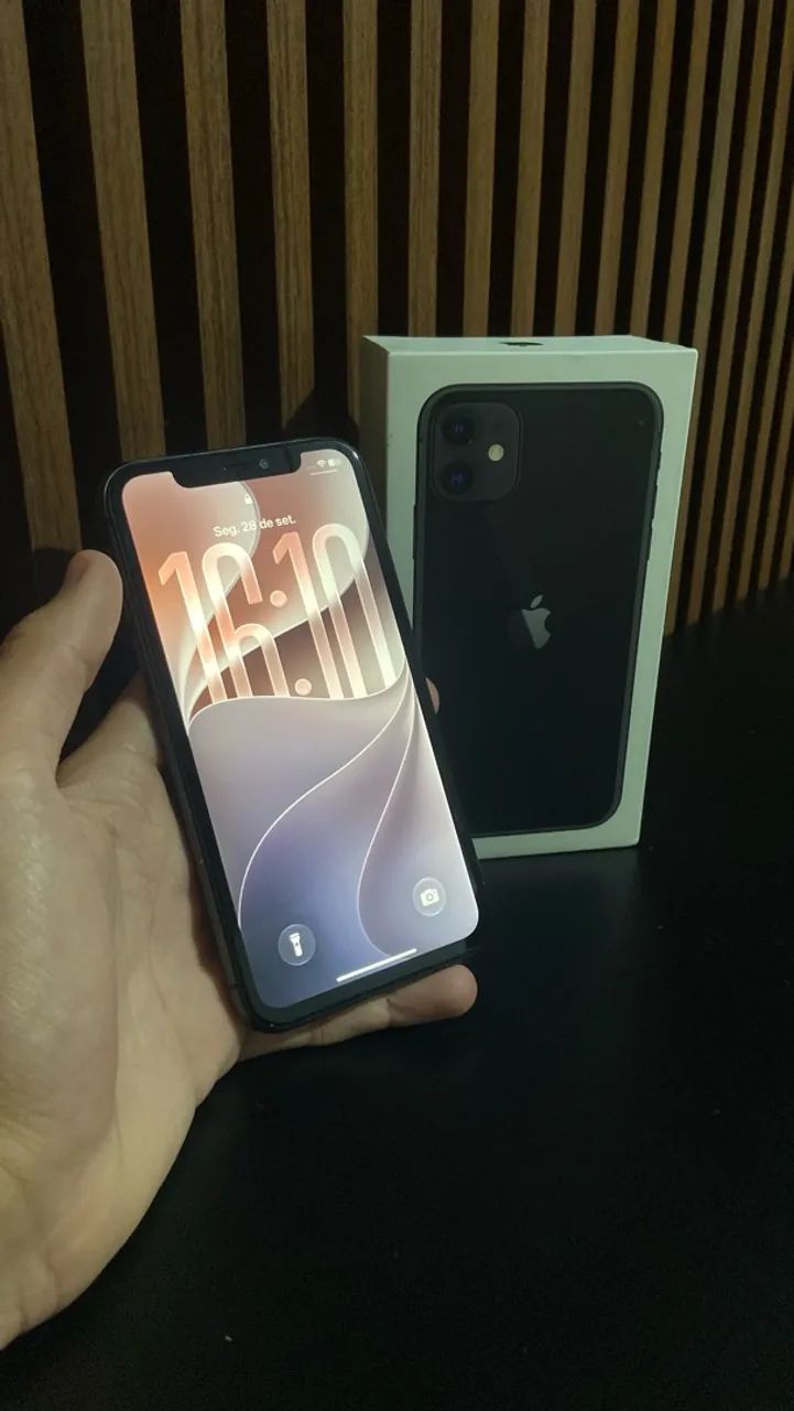 iPhone 11