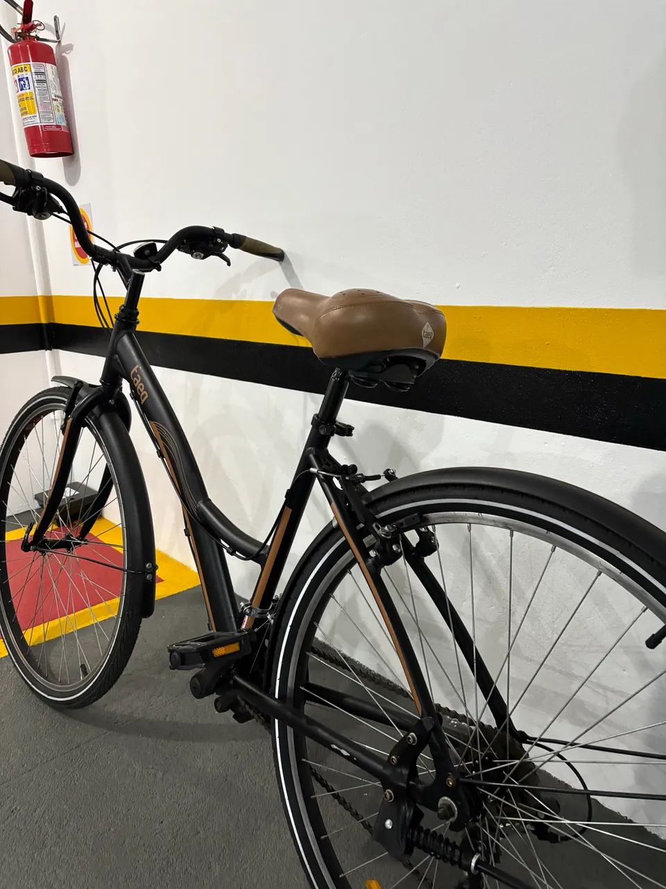 Bicicleta TAEQ Aro 28 21 Marchas - Foto 5