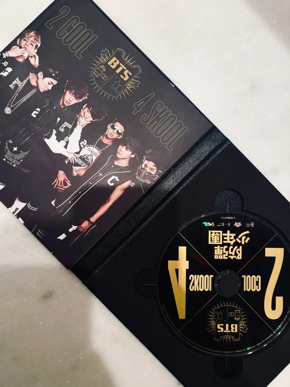 ?2 COOL 4 SKOOL? - Álbum Original BTS - Foto 4
