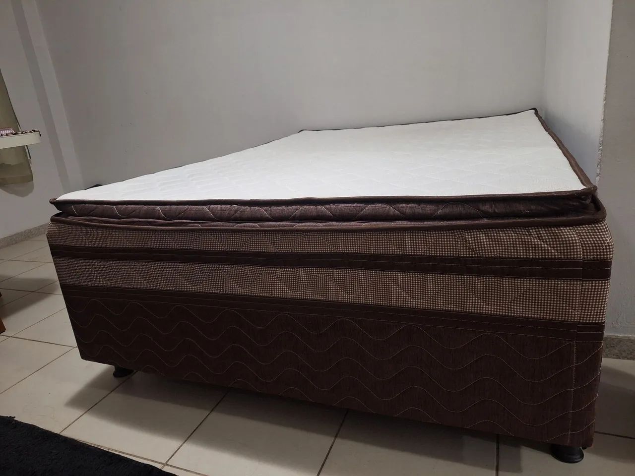 Cama box com colchão acoplado. - Foto 2