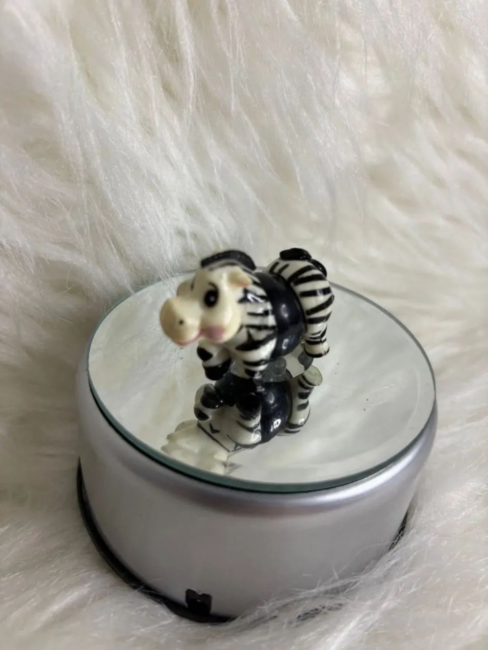 Miniatura antiga zebrinha