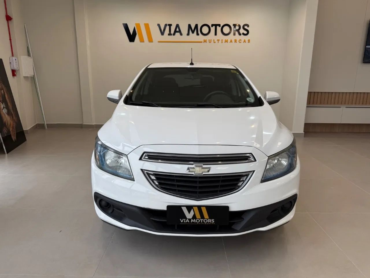 Chevrolet Onix Hatch LT 1.4 8V Flex Mec. 4P 2013 - Foto 3