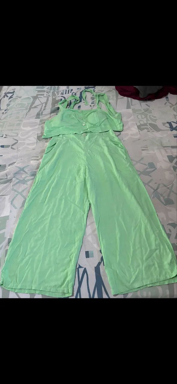 Desapego Conjunto semi novo 