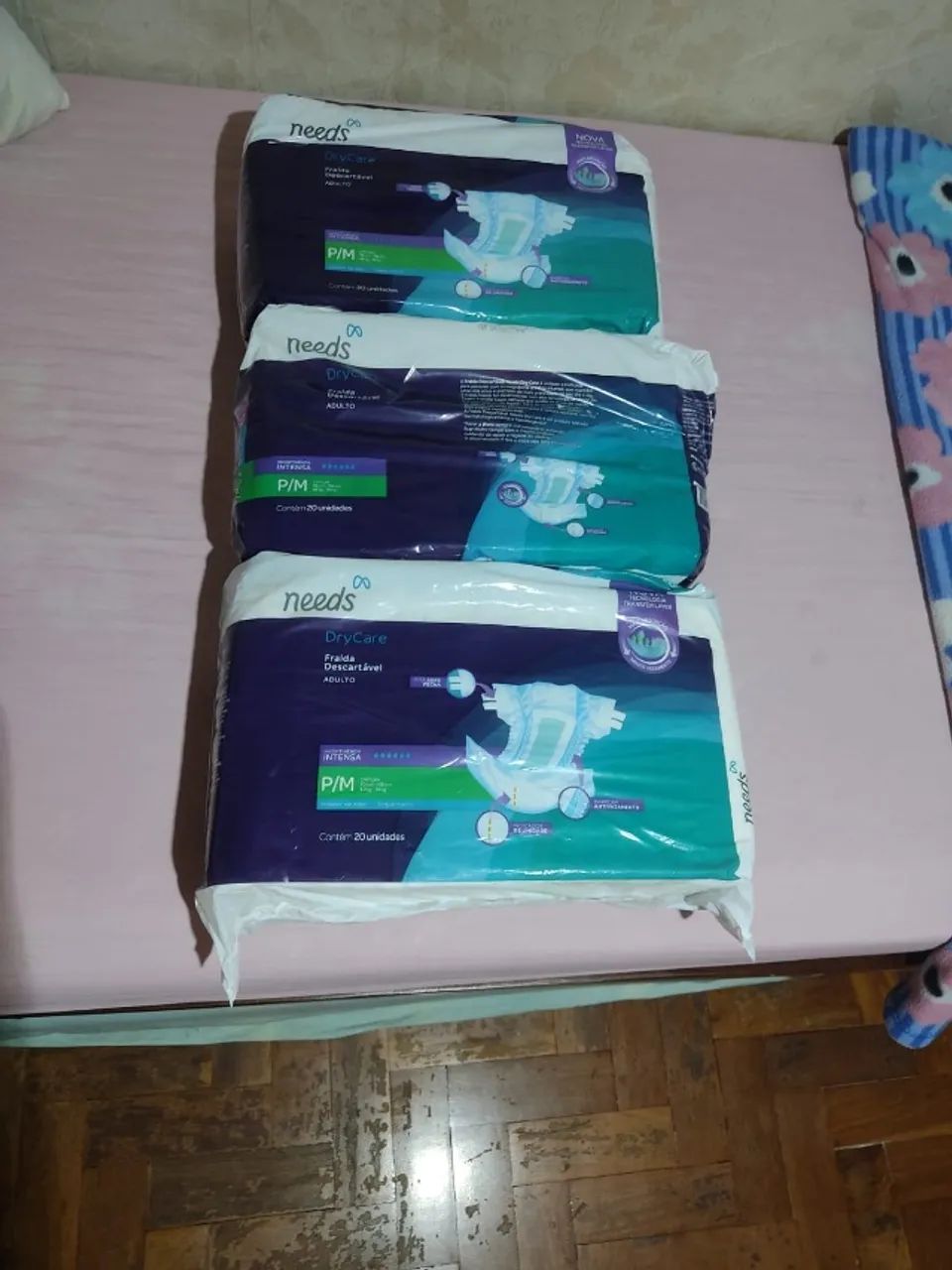 FRALDAS GERIATRICAS MARCA TENA E NEEDS R$ 40 CADA - Foto 3