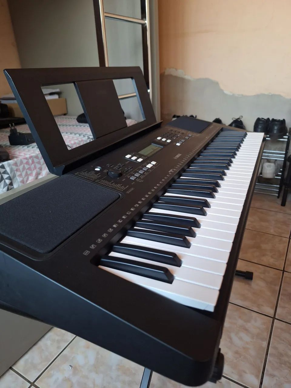 Teclado Yamaha PSR-E373  - Foto 3