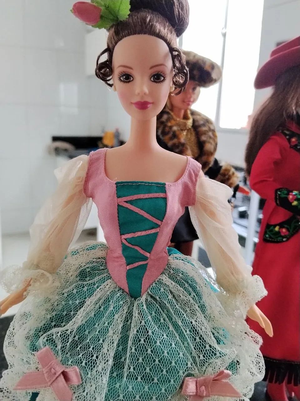 Boneca Barbie Mattel Fair Valentine  - Foto 4