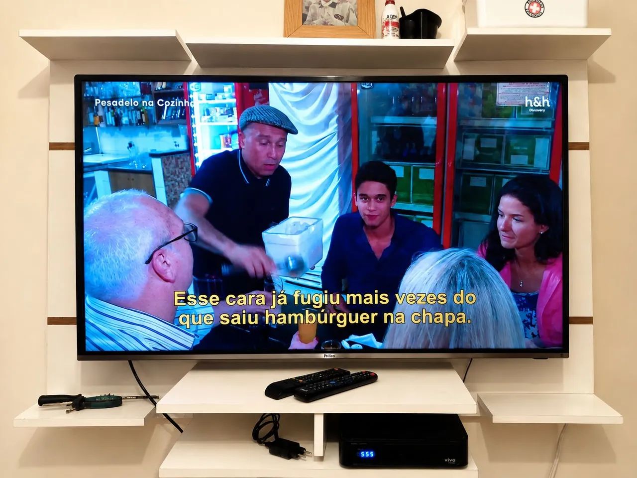 Vende-se TV 4k de 50 polegadas  - Foto 2