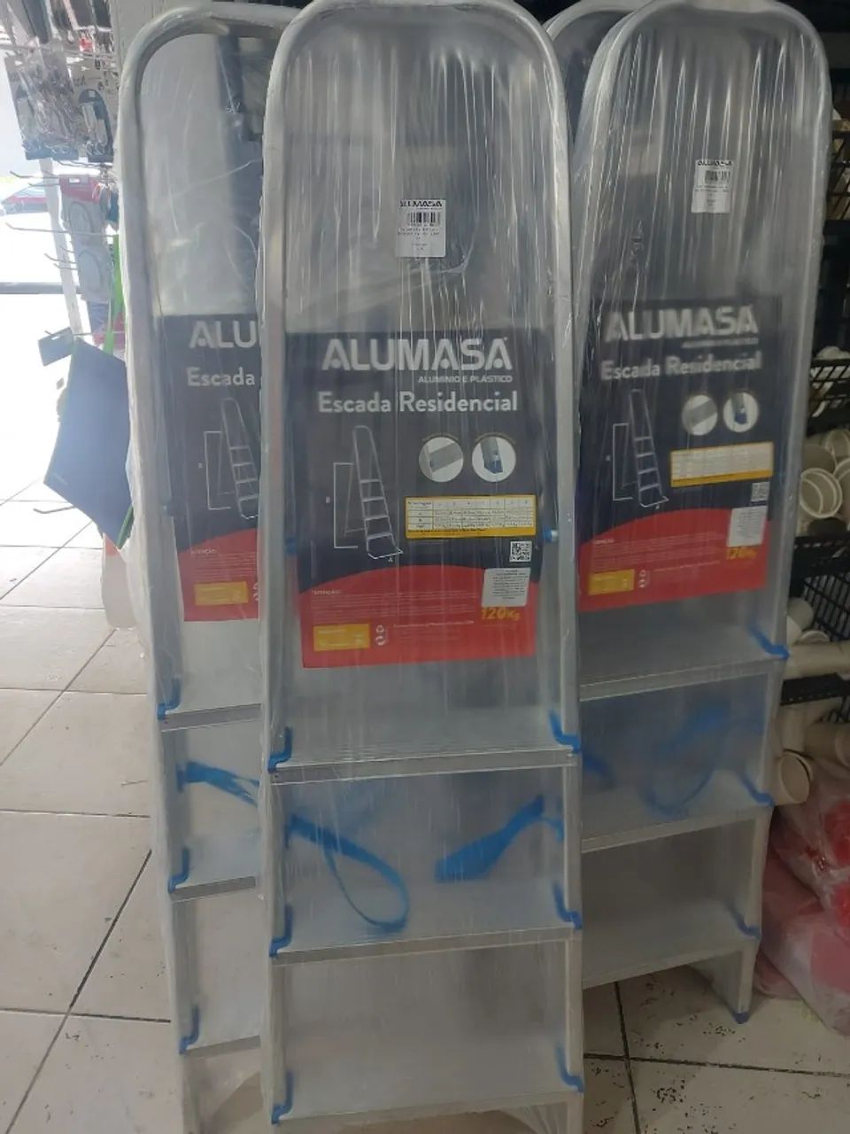 Escadas de Alumínio - Foto 2