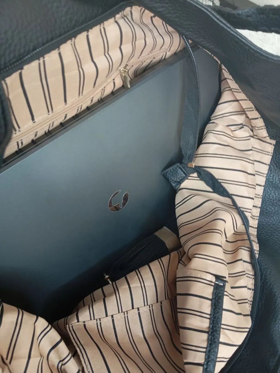 Bolsa Preta GG Feminina Nova Cabe Notebook  - Foto 5