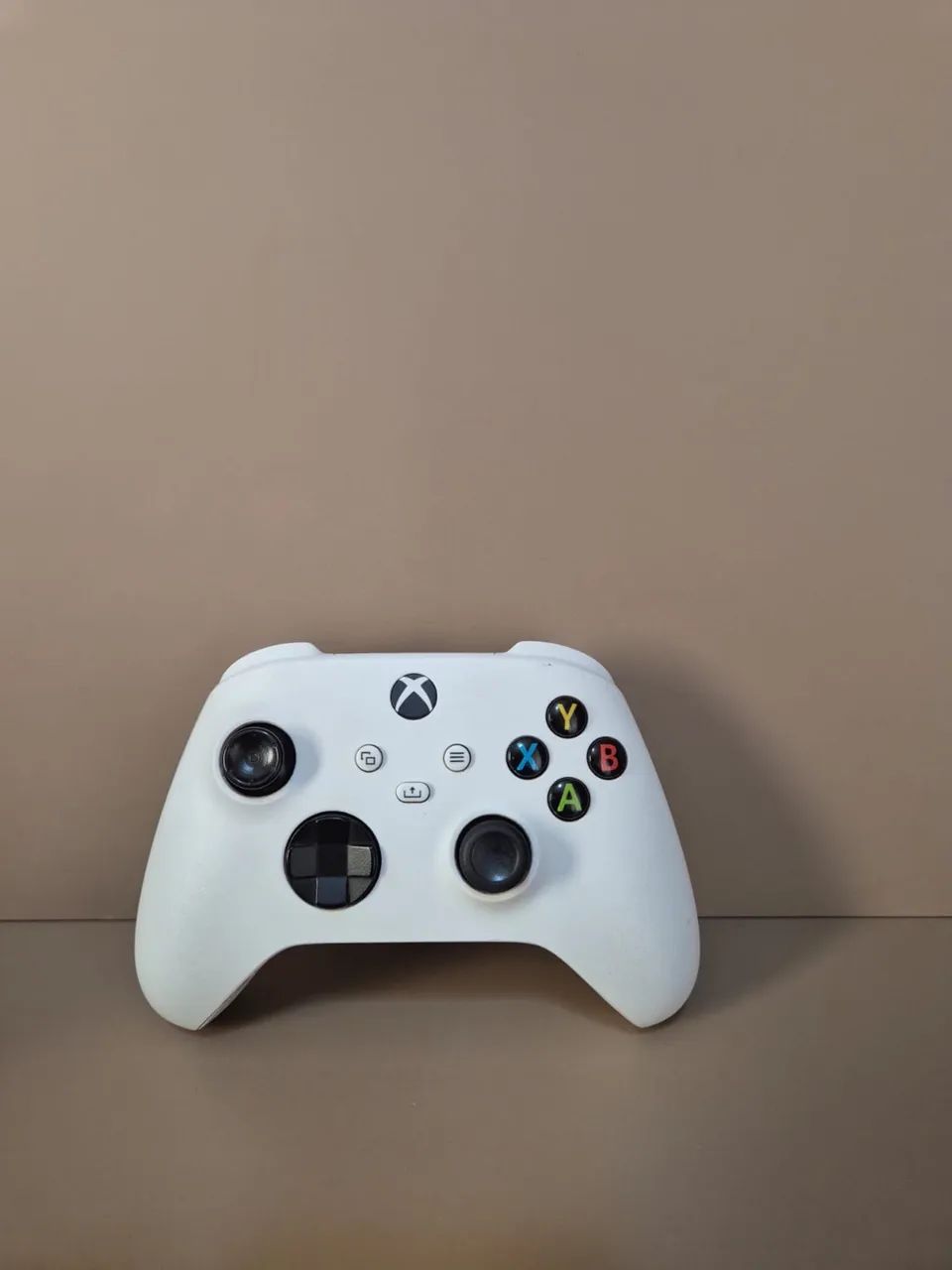 Xbox one s com 2 controles  - Foto 4