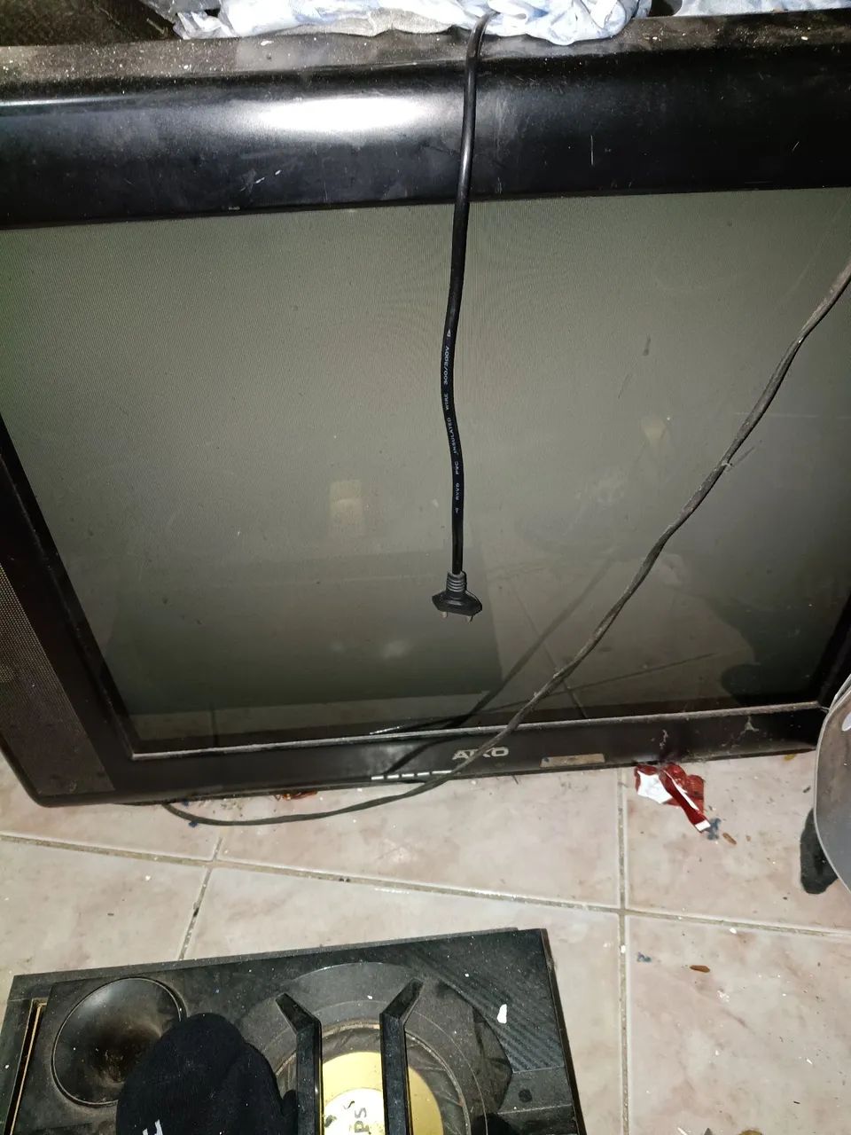 Vendo tv 29"polegadas de tubo, tela plana.