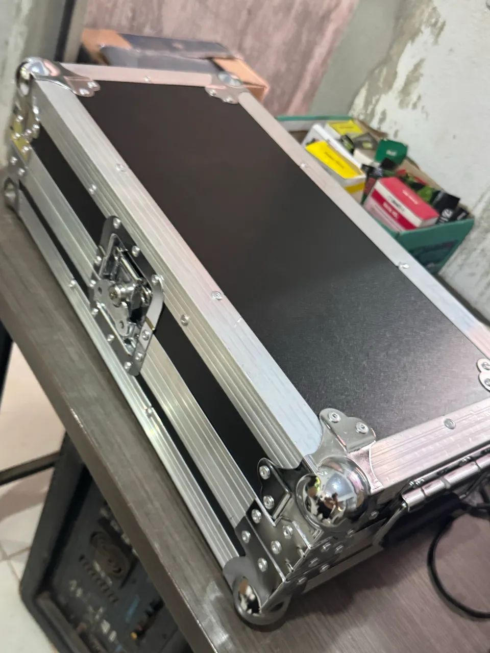 Mesa Dmx Pilot 2000 + Case Efeito De Luz Strobo - Foto 3