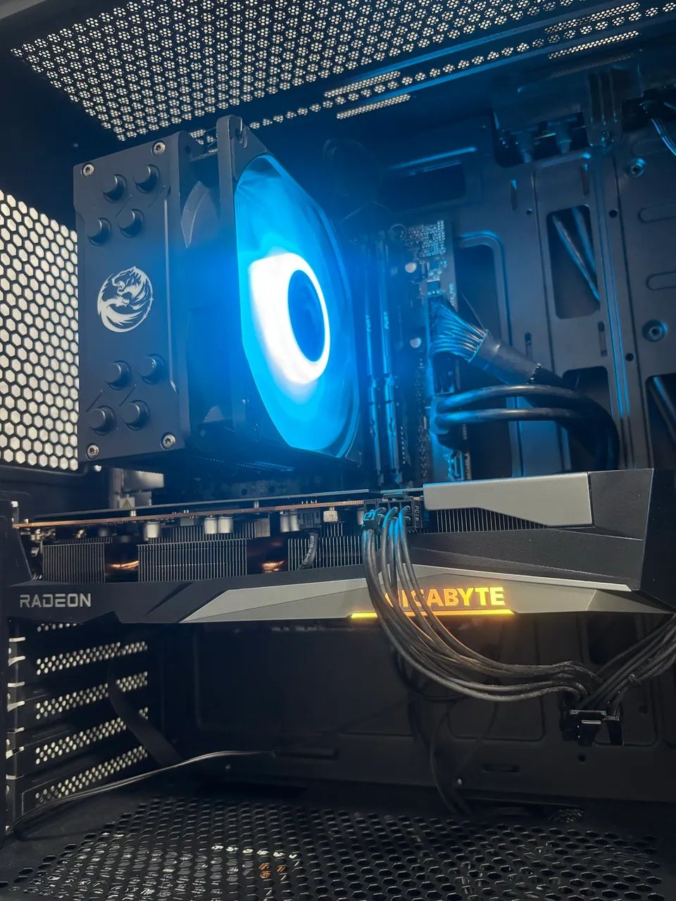 Rx 7600 8gb Gigabyte  - Foto 2