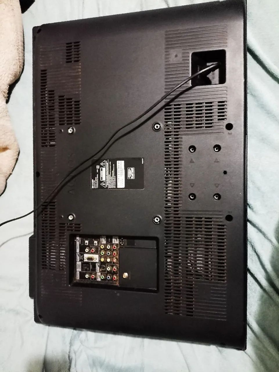 TV HD SHARP 32 POLEGADAS (PRECISA TROCAR PELÍCULA POLARIZADORA) - Foto 4