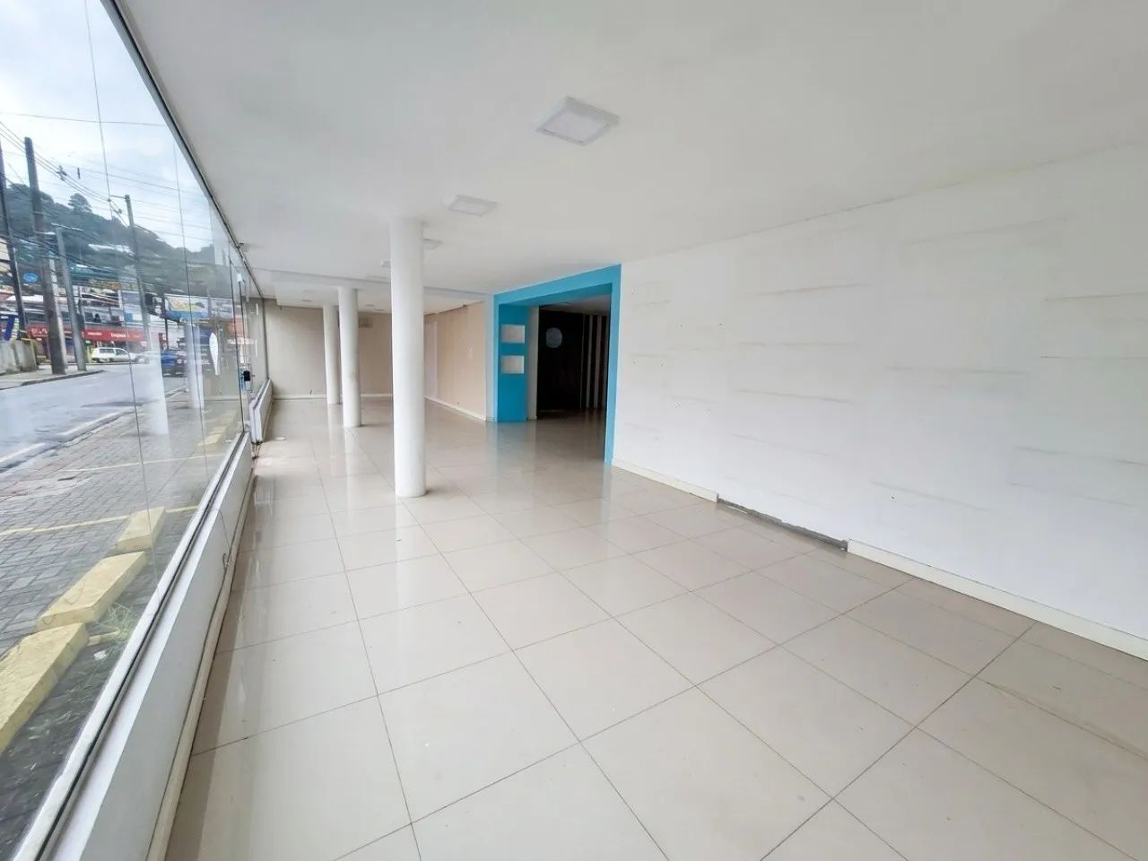 Loja com disponível para locação no Centro de Blumenau. - Foto 2