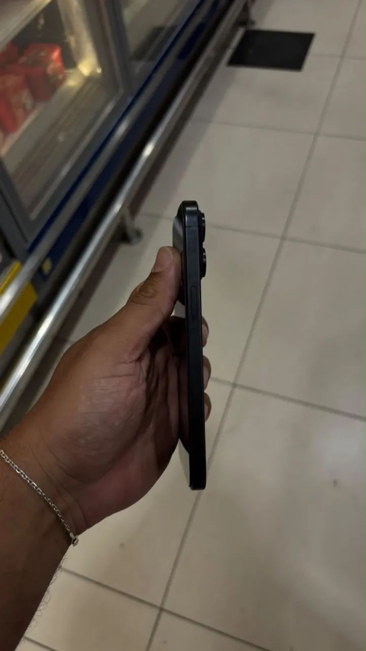 IPHONE 15 PRÓ MAX  - Foto 3