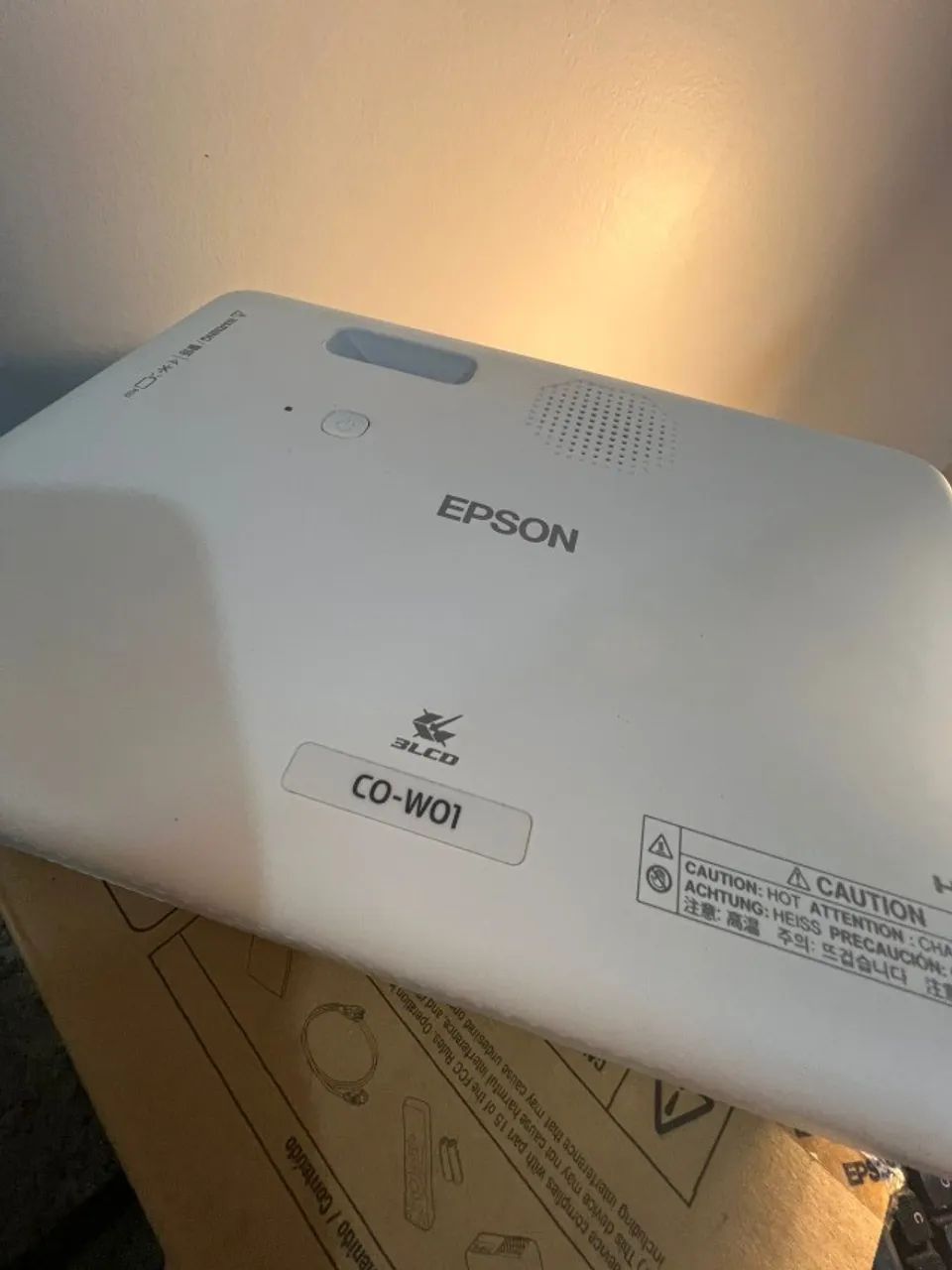 Projeto Epson W01 / Semi novo/ ate 10x no cartão - Foto 4