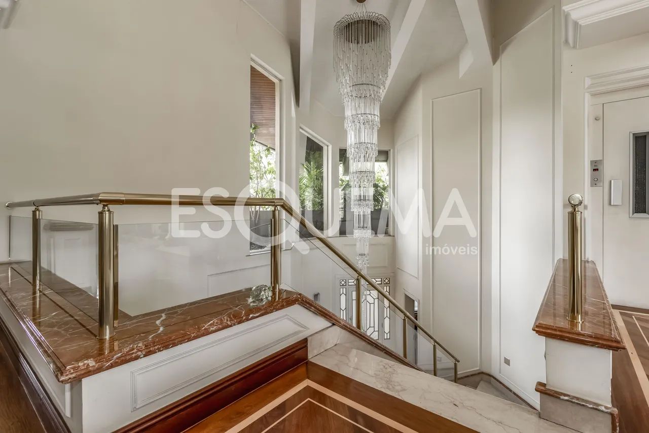 Casa com quadra de tênis em rua fechada - Foto 5
