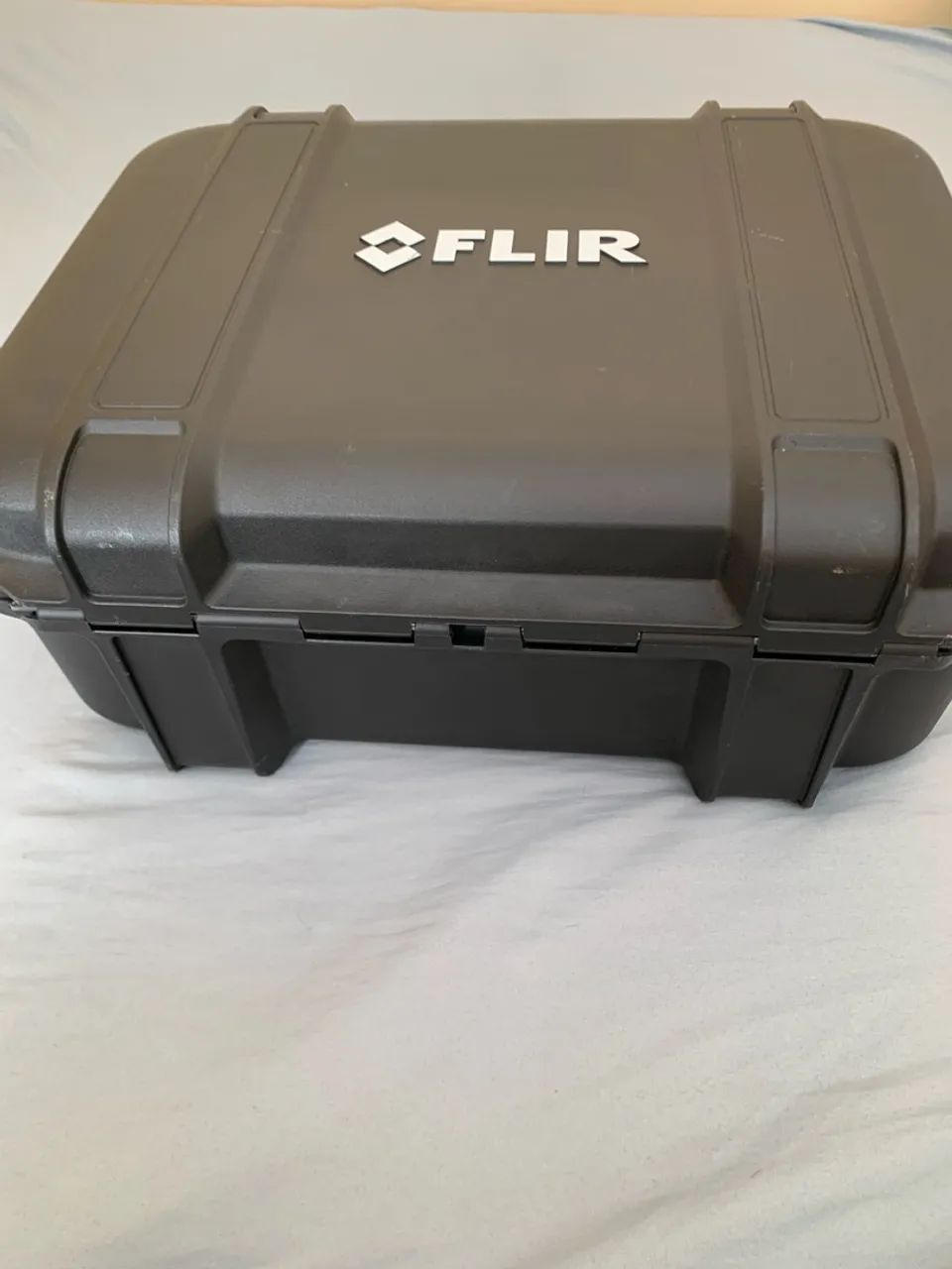 Câmera Termográfica FLIR E8XT