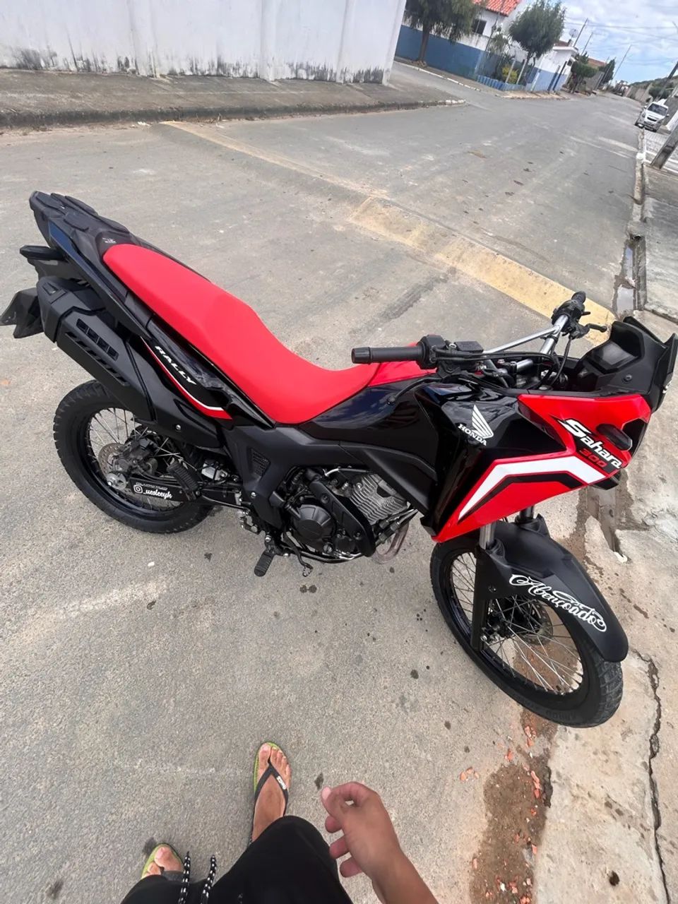 XRE SAHARA 300 RALLY