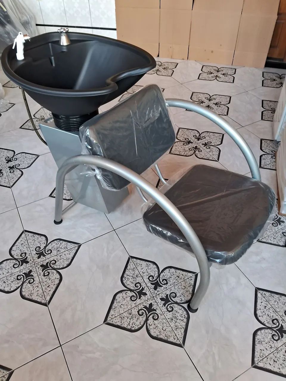 01 LAVATÓRIO; PARA, SALÃO & BARBEARIA !