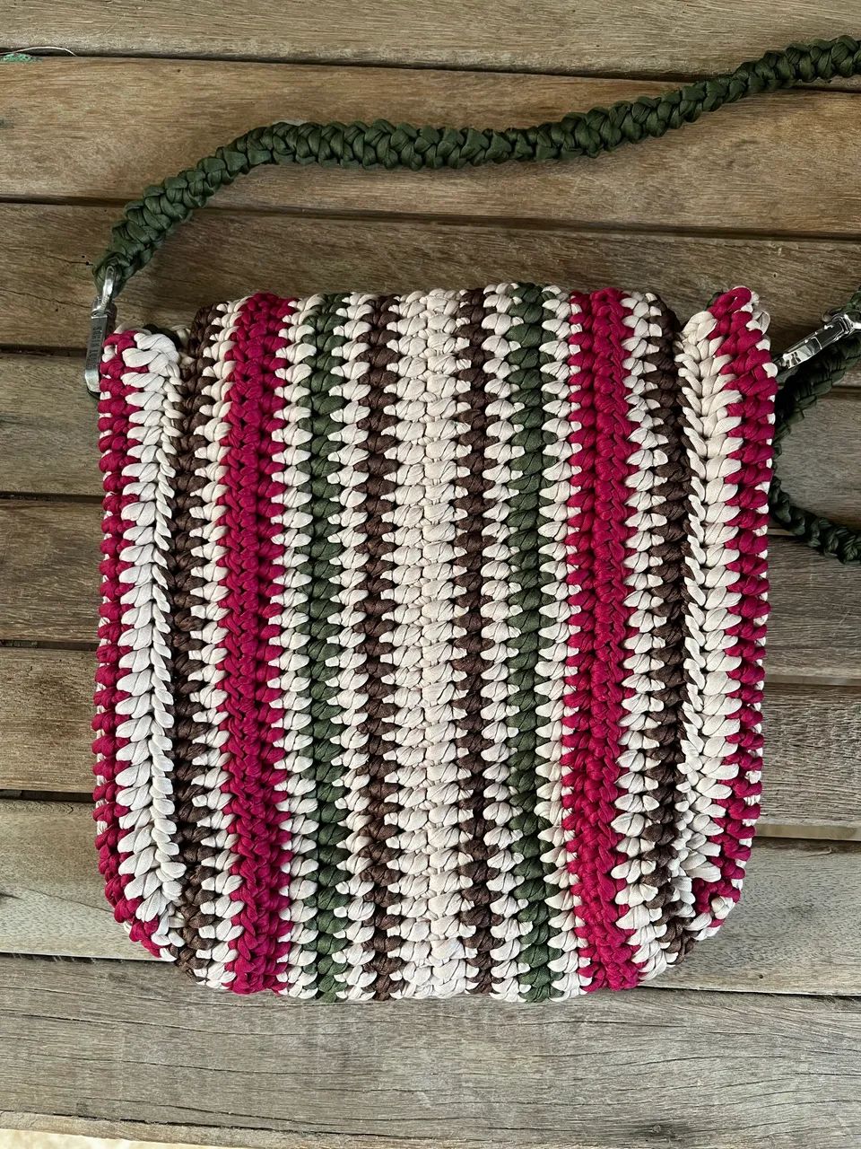 bolsa de crochê colorida feita a mão - Foto 3