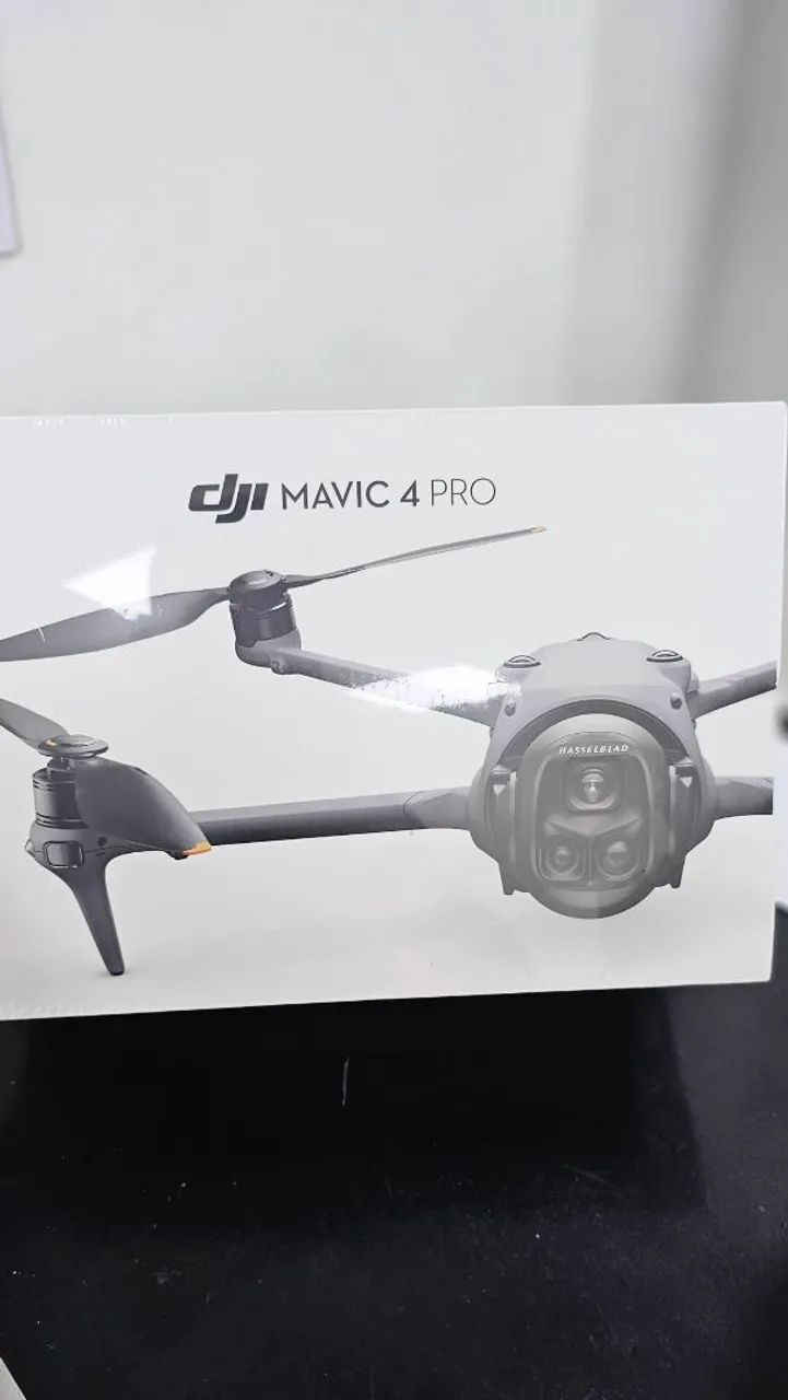 Dji mavic  4 pro combo