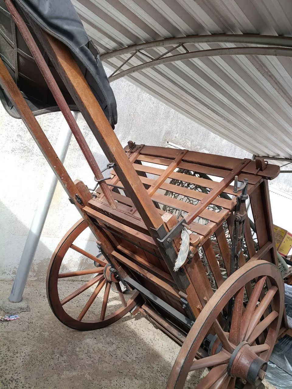 Venda de charrete antiga  - Foto 3