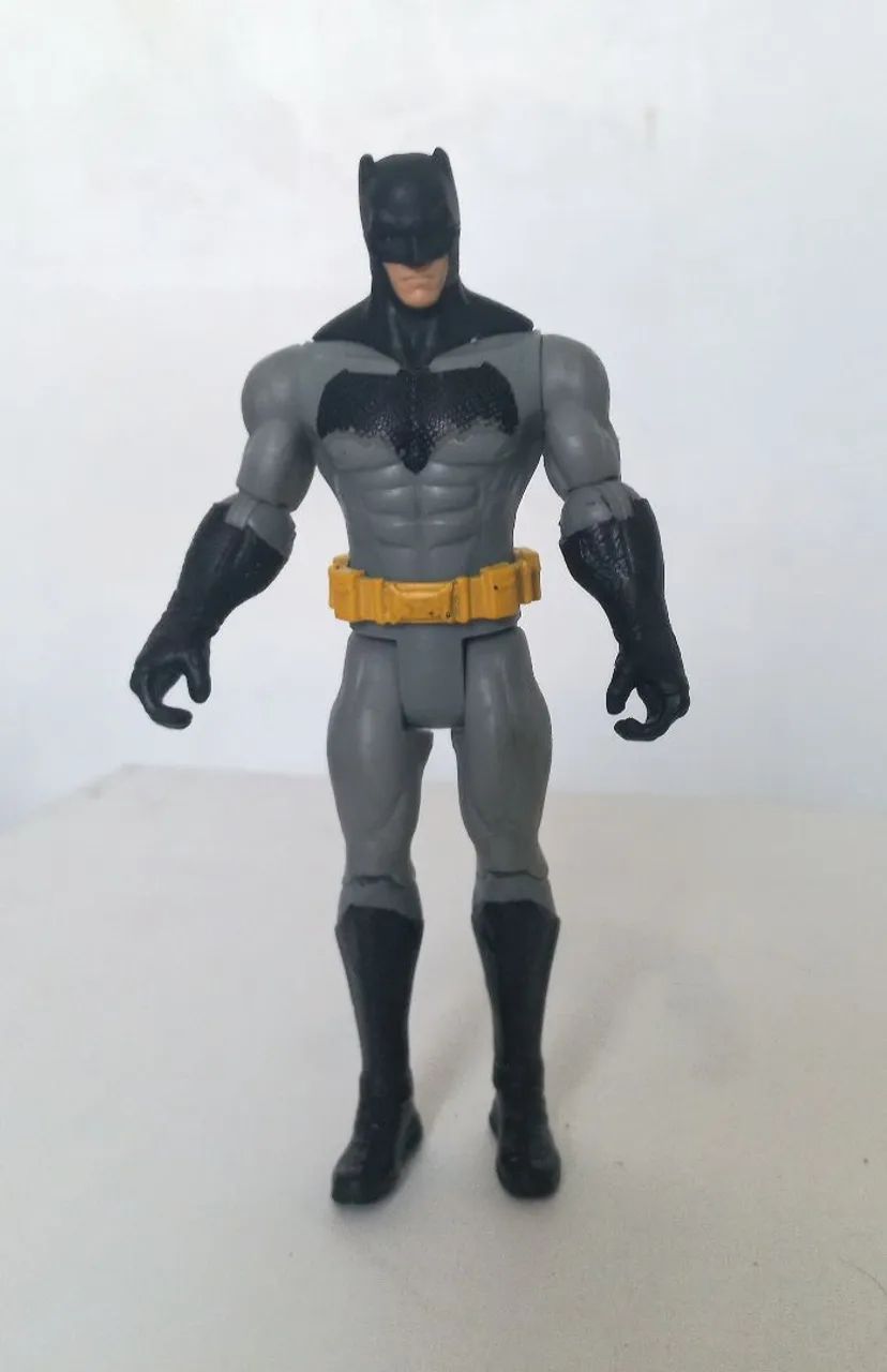 Batman articulado - brinquedo 