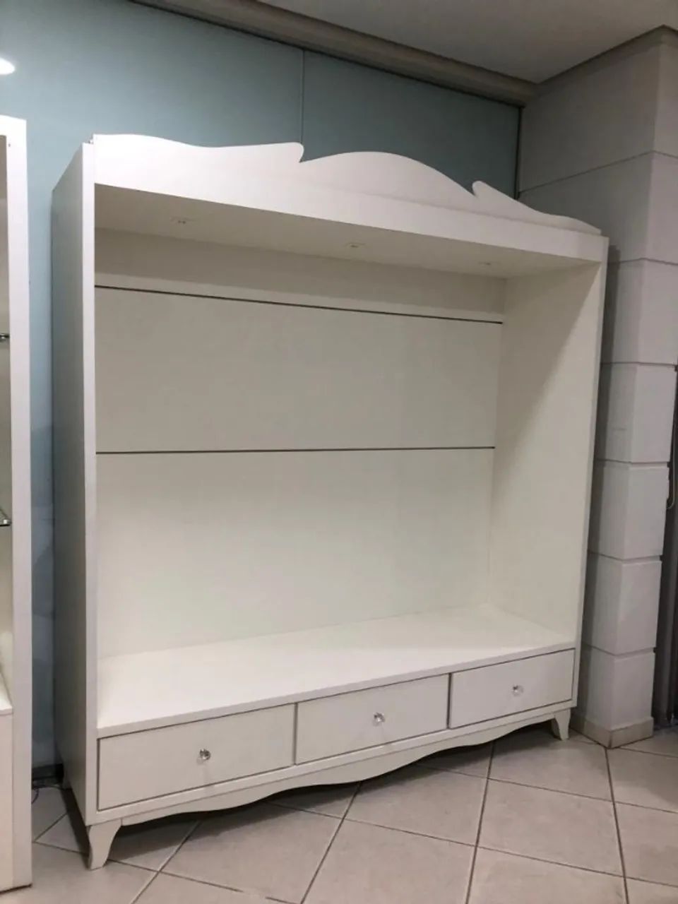 Estante - Guarda roupas - Foto 2