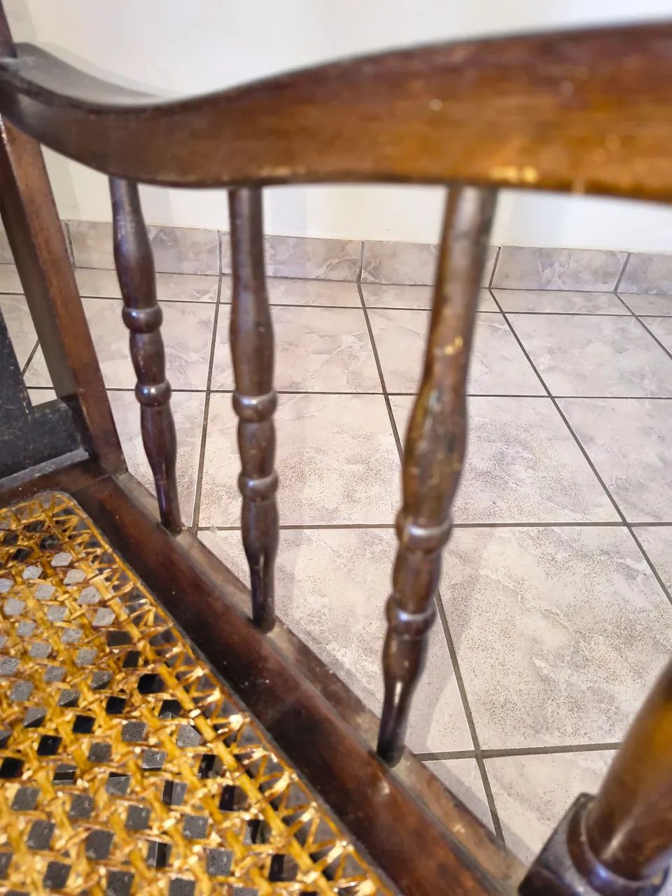 Cadeira de balanço antiga - Foto 4