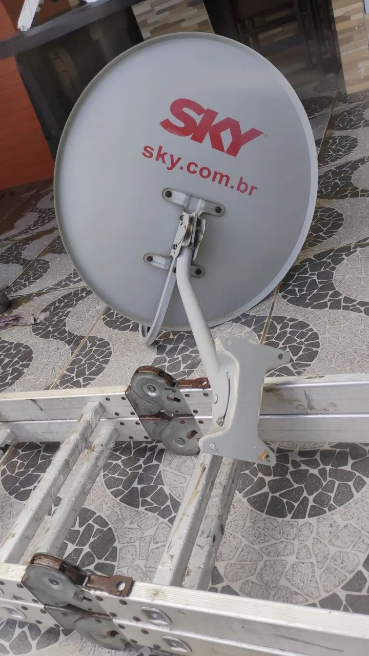 Antena da Sky usada 
