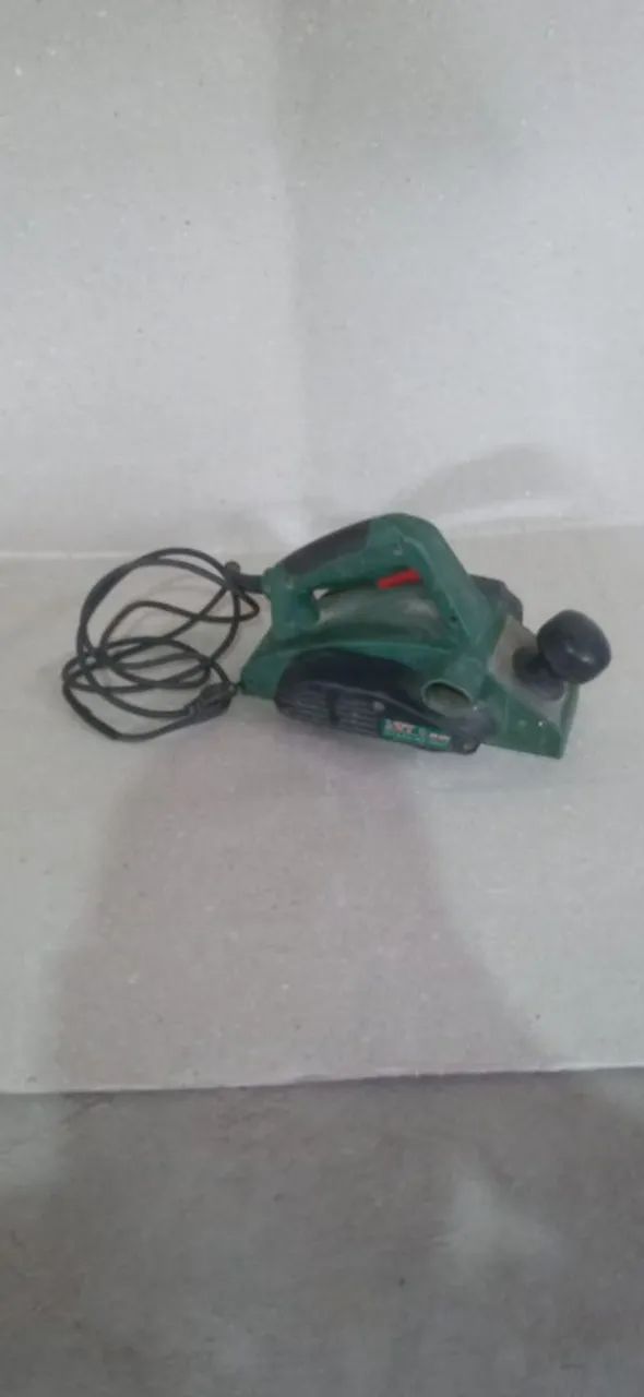 Plaina DWT 220V
