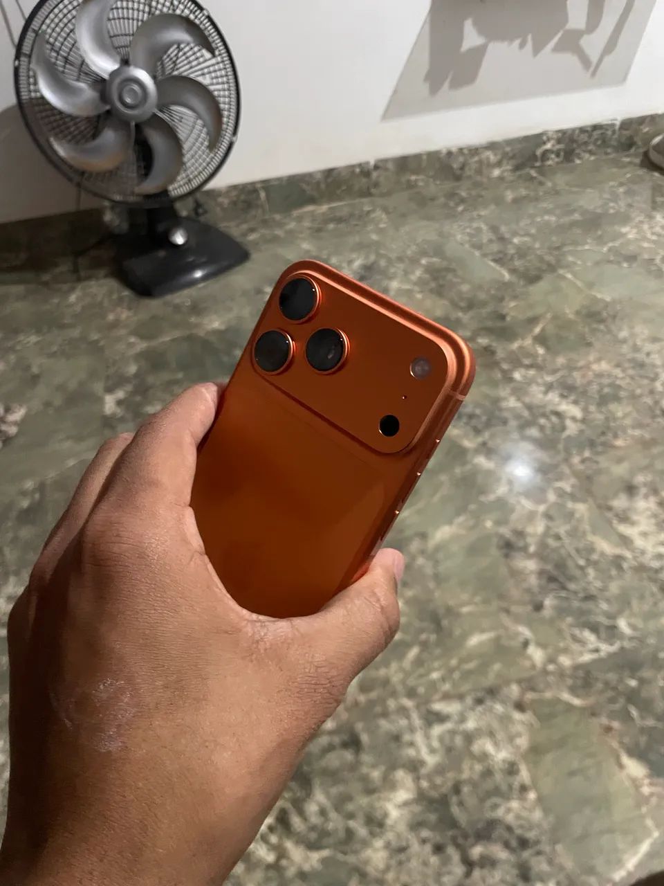 iPhone 17 pro max - Foto 2