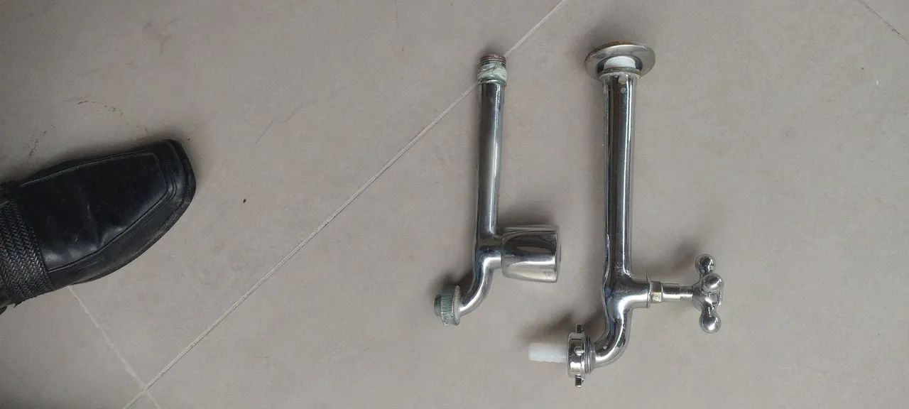 Vendo duas torneiras  - Foto 2