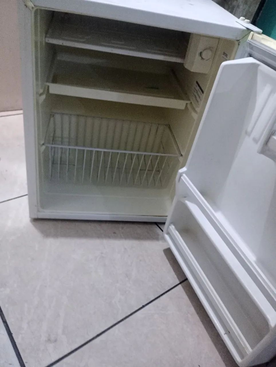 Frigobar funciona perfeitamente  - Foto 3
