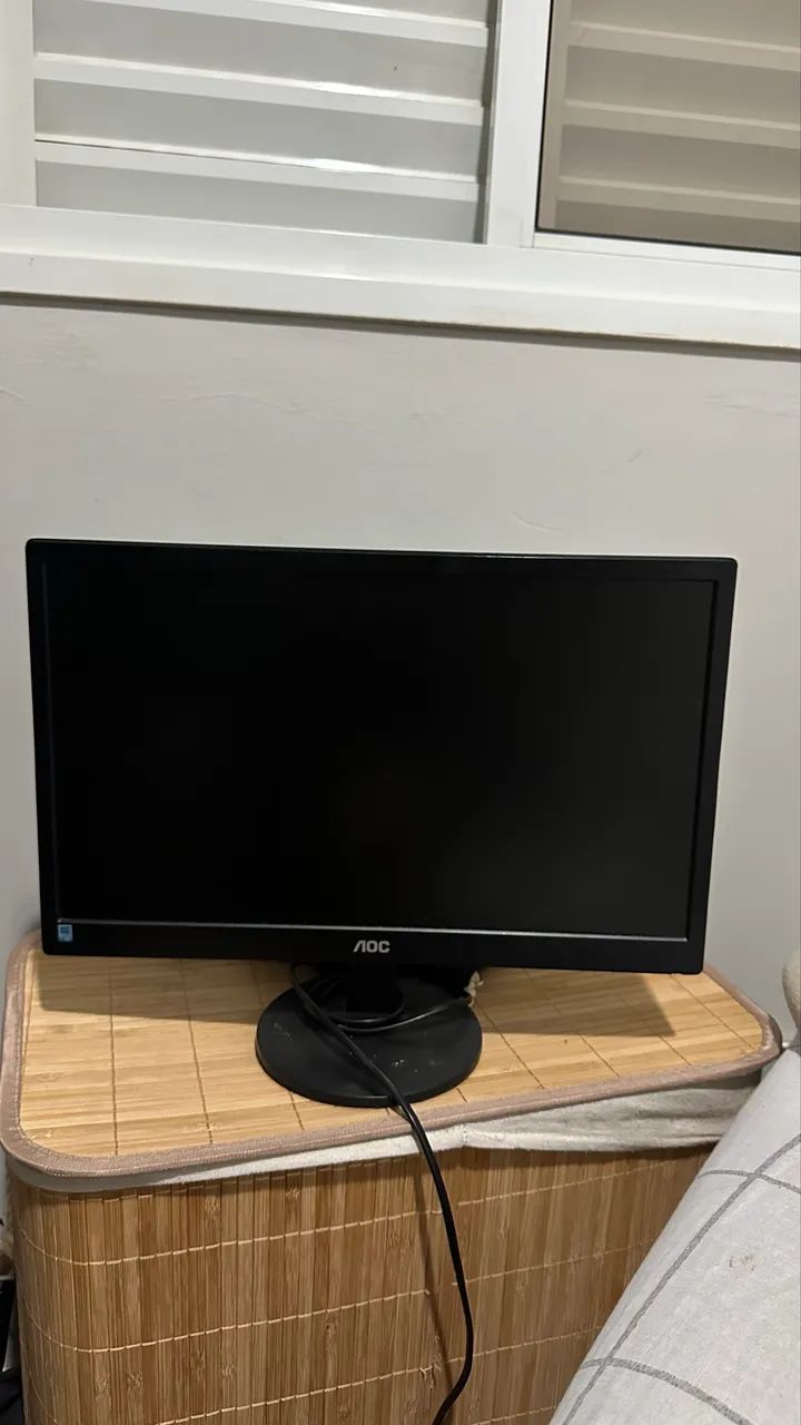 Monitor AOC LED 18,5 - Excelente Estado | Funcionando 100%