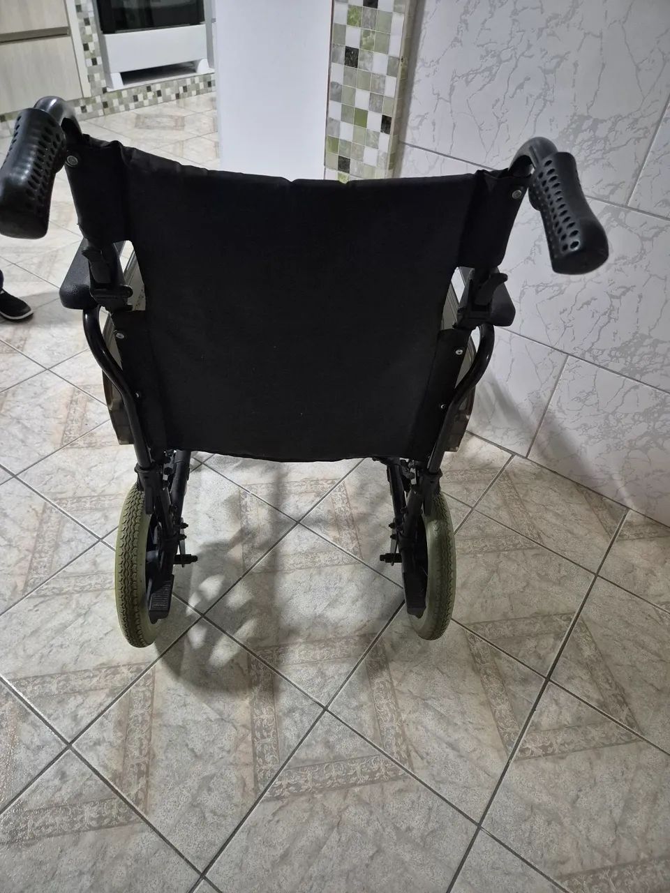 Cadeira de rodas - Foto 3