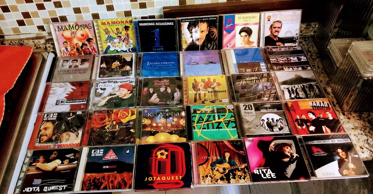 VENDO CDS ORIGINAIS TOP 20 CADA - Foto 3