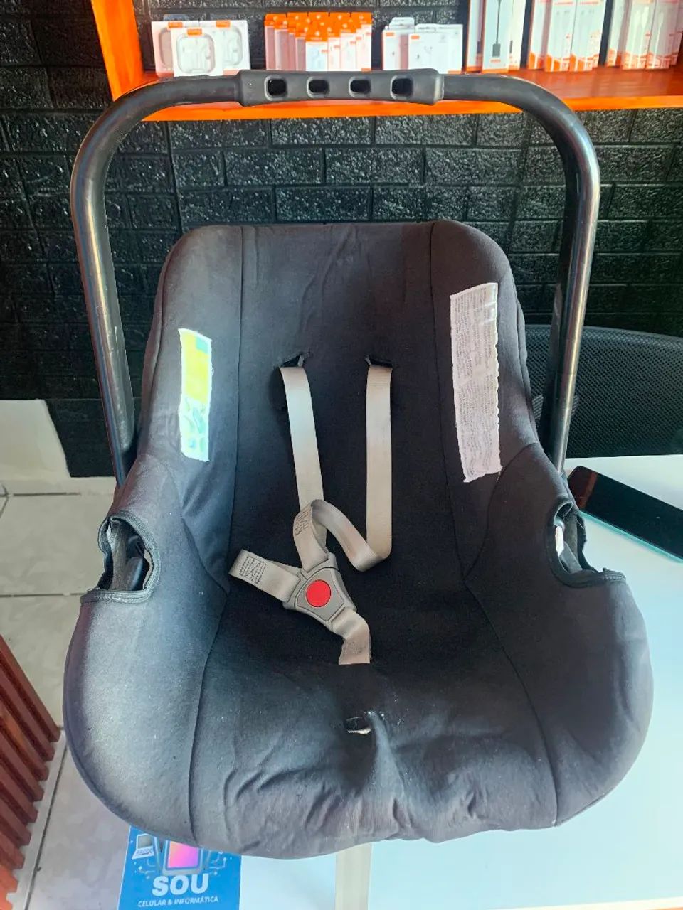 Bebê conforto 130,00