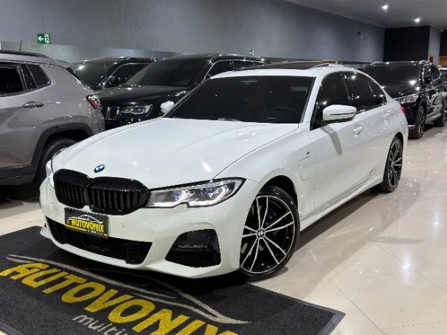 BMW 330E 2022