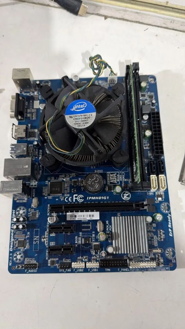 Placa Mãe I3 c/ HDMI COMPLETA e Seminova 