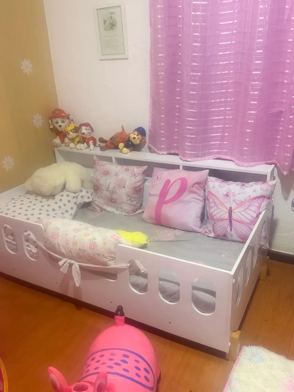 Cama infantil novinha 