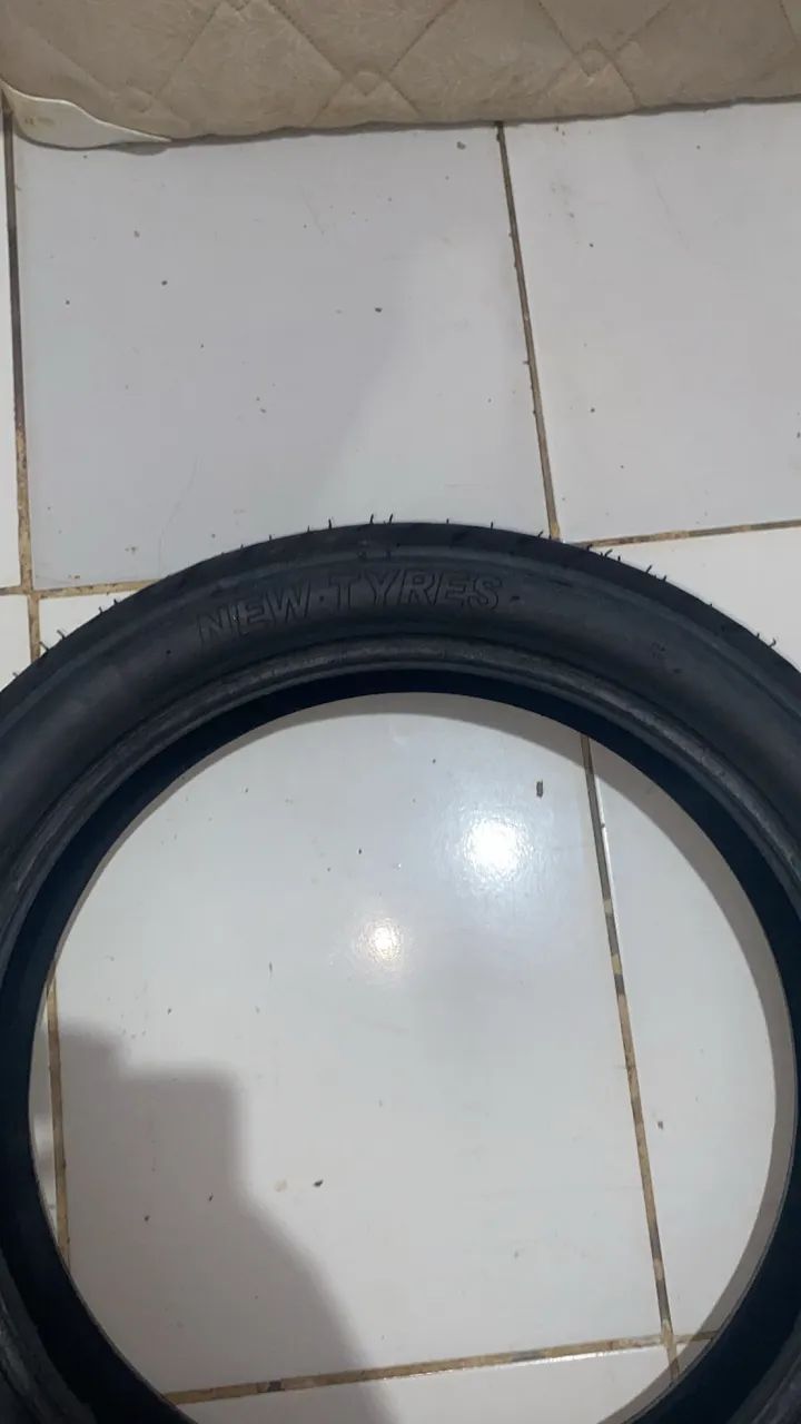 Pneu traseiro da fazer e twhister,nunca usado  - Foto 2