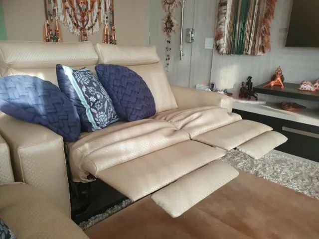 Sofá 2 Lugares Pés Extensíveis Em Tecido Náutico Premium - Foto 4